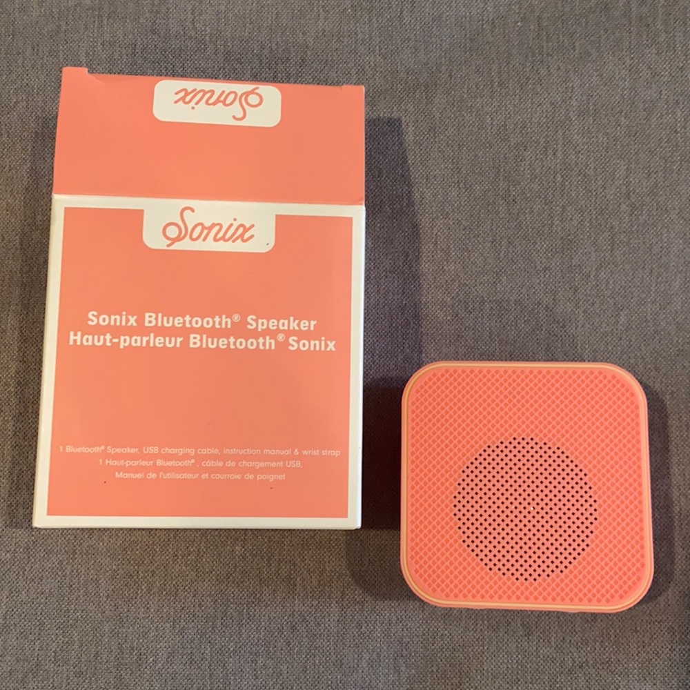 Sonix Bluetooth speaker